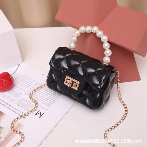 DIY Small Handbag - Image 2